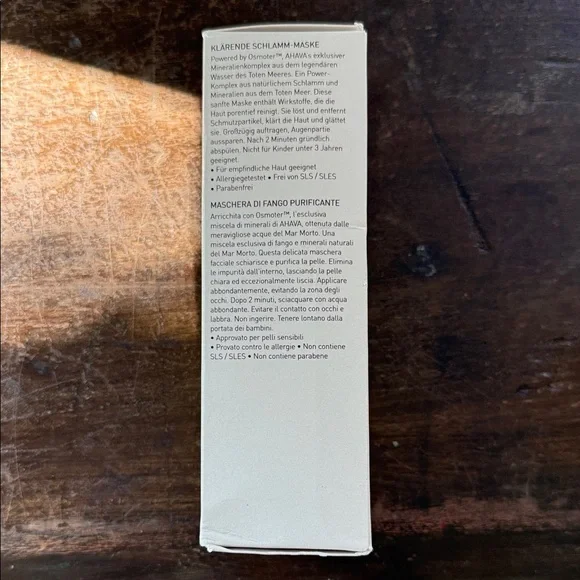 AHAVA Time to Clear - Purifying Mud Mask - Picture 4 of 7